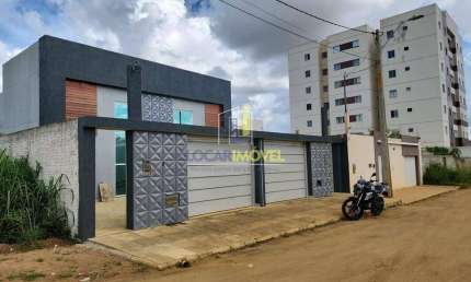 Casa averbada, nova de 3 quartos sendo 1 suíte co closet  com corredor lateral no Bairro Candeias e