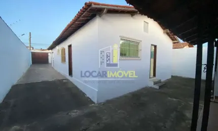 CASA À VENDA COM 3 QUARTOS, 2 SALAS, 3  VAGAS DE GARAGEM, EM EXCELENTE REGIÃO, MORADA DO BEM QUERER