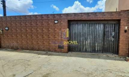 VENDO CASA DE 3 QUARTOS COM SUÍTE, 2 VAGAS DE GARAGEM NO BAIRRO URBIS VI, Vitória da Conquista, BA