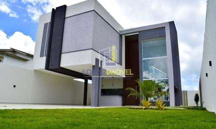 Casa com espaço gurmet e com suíte master no Bairro Candeias, pertinho de tudo.