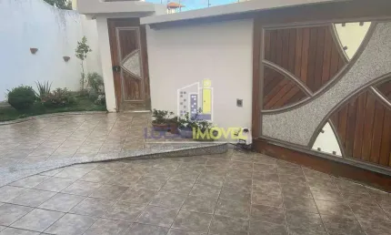 Excelente casa , locação para fins comerciais em região privilegiada, bairro Recreio, Vitória da Co