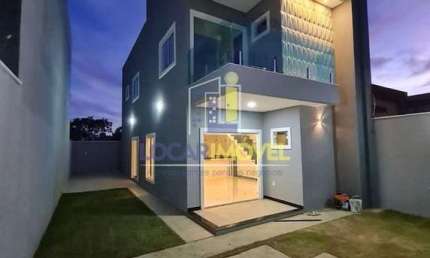 Casa duplex  3 suítes  sendo 1 com closet e outra com varanda + vaga de garagem para 4 carros com 1