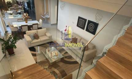 Linda Casa de 4 quartos sendo 3 suítes mais dependência completa e 4 vagas de garagem no Alphaville