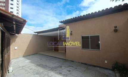 Casa com 4 suites pequeno à Venda, Candeias, Vitória da Conquista, BA