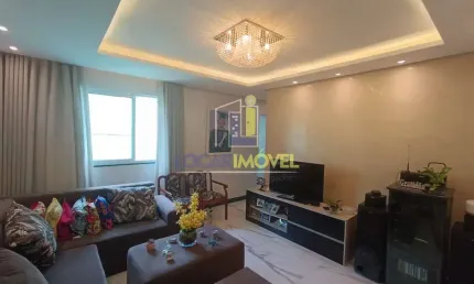 Lindo Apartamento à Venda no 1º Andar com garagem coberta no bairro Candeias, Vitória da Conquista,