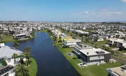 Casa condomínio fechado xangri-la com 5 suítes 452m² mobiliado e decorado