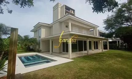 Linda sobrado com 04 suítes, piscina, piso aquecido,