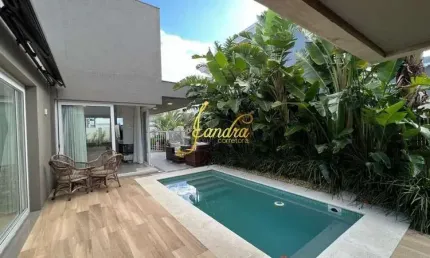Casa mobiliada e decorada condominio fechado, com  04 suites