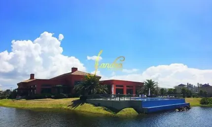 Terreno em condomínio fechado  com 462m2 com vista lago