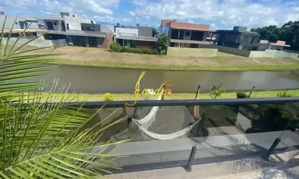 Sobrado novo condomínio próximo a infra e a lagoa com 4 suites