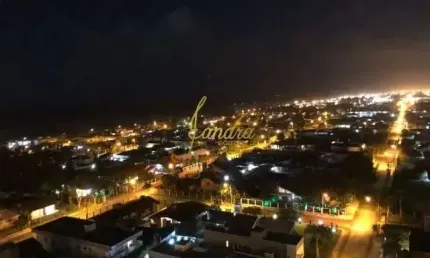 Cobertura em capão com vista eterna para o mar com 04 dormitórios
