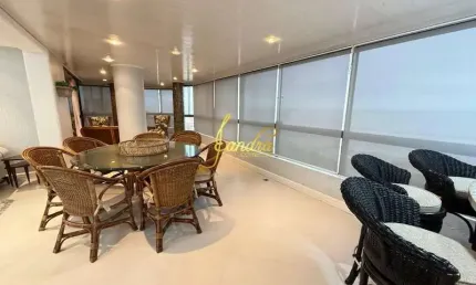Apartamento beira mar  frente mar vista esplêndida com 02 box