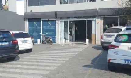 Prédio à venda na Avenida Josué Di Bernardi, 105, Campinas, São José