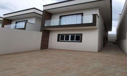 Casa com 3 quartos à venda na Rua Elpidio Ferreira Guimarães, 267, Arujá Center Ville, Arujá