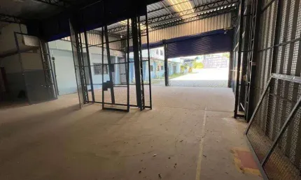 Barracão / Galpão / Depósito para alugar na Estrada Municipal Deputado Estadual Francisco Franco, 1333, Cachoeira, Arujá
