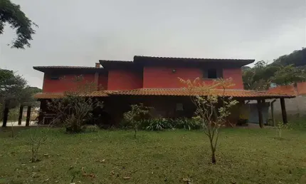Casa à venda na Rua Grafite, 1390, Chácaras Copaco, Arujá