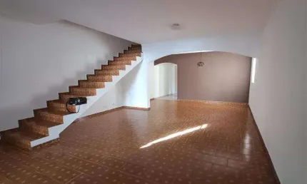 Casa com 2 quartos à venda na Rua Fernando Costa, 89, Vila Riman, Arujá