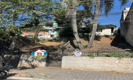 Terreno à venda na Avenida dos Expedicionários, 321, Jardim Rincão, Arujá
