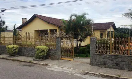 Casa com 2 quartos à venda na Alameda das Rosas, 94, Nova Arujá, Arujá