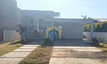 Casa em condomínio fechado com 3 quartos à venda na Presidente Castelo Branco Sp 162, 54, Ninho Verde, Porangaba por R$ 640.000