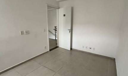 Apartamento com 2 quartos para alugar na Coronel Virgílio Silva, 3500, Dom Bosco, Poços de Caldas por R$ 950