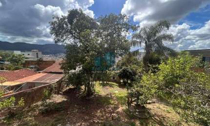 Terreno à venda na Rua João Antônio de Oliveira, 484, Jardim Santa Augusta, Poços de Caldas por R$ 550.000