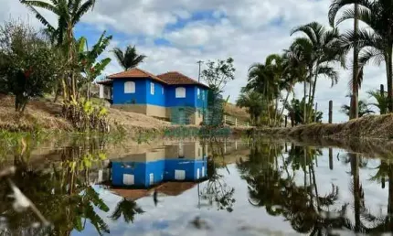 Chácara / sítio com 3 quartos à venda na Sítio Pedra Branca, 1, Zona Rural, Caldas por R$ 500.000