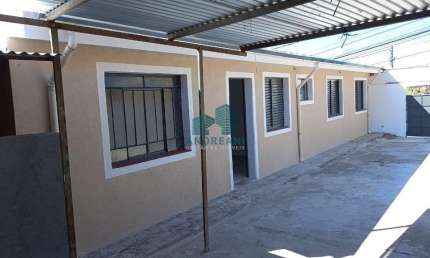 Casa com 2 quartos à venda na Mário Matiolli, 400, Chácara Alvorada, Poços de Caldas por R$ 252.000
