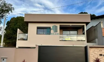 Casa com 3 quartos à venda na josé oliveira magalhães, 111, residencial são bernardo, poços de caldas por r$ 890.000