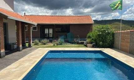 Casa com 2 quartos à venda na Jorge Martiniano, 5, Pocinhos do Rio Verde, Caldas por R$ 750.000