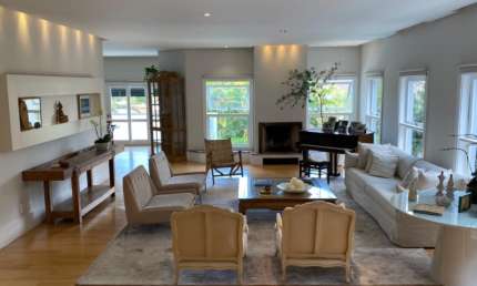 Linda casa condomínio alto padrão 4 suítes 4 vagas Alphaville