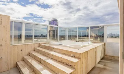 Cobertura de luxo à venda no setor oeste, próxima a praça do sol