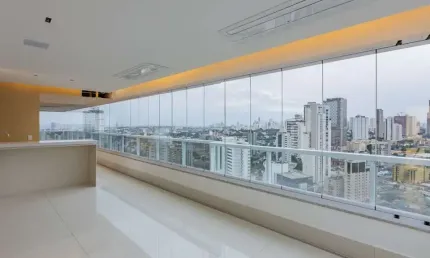 Apartamento na praça do sol, 4 suítes, um por andar no oeste.