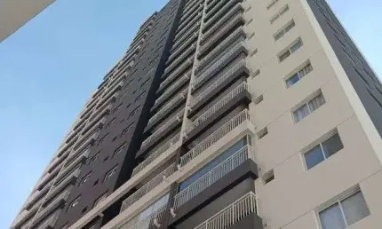 Viva no Centro! Apartamento com 2 Quartos e Excelente Localização