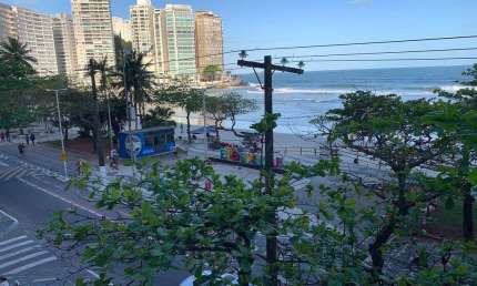 Apartamento LUXO no Guarujá: 2 quartos e vista deslumbrante por R$ 1.600.000**