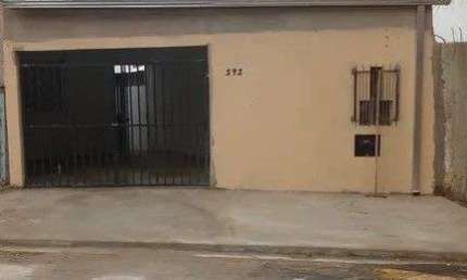 **Casa Aconchegante e Compacta à Venda no Parque São Bento: Ideal
