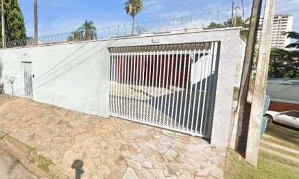 Casa dos sonhos à venda no Jardim das Paineiras – 4 suítes e lazer completo!**