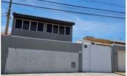 **More com qualidade de vida – Sobrado com 300m² e excelente localização!**