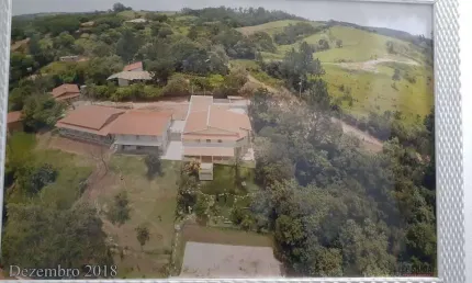 **Morar com qualidade de vida! Chácara em Joaquim Egídio!**
