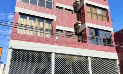 Sala comercial à venda e Locação no Centro de Campinas com vaga e ótimo valor**