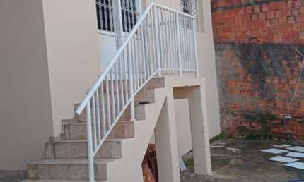 Ideal para Famílias! Casa com Edícula no Parque Santa Bárbara