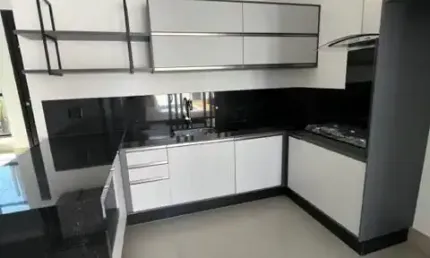 Lindo sobrado em Jardim Silvia Embu das Artes com 3 domrmitórios