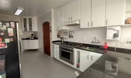 Lindo sobrado em Vila Porto Barueri com 3 dormitórios