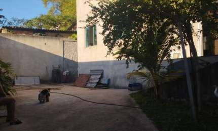 Casa com 2 quartos à venda no Praia, Contagem  por R$ 215.000