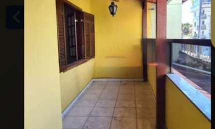 Casa com 3 quartos à venda no Glória, Contagem , 257 m2 por R$ 450.000