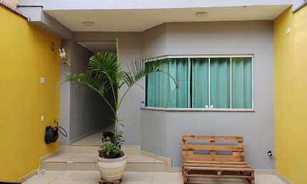 Casa Sobrado Completa na Penha - 3 Dorms, 4 Banheiros, 4 Vagas, Churrasqueira, Sótão