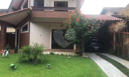 Casa em condomínio fechado com 3 quartos à venda na Avenida Anchieta, Centro, Bertioga