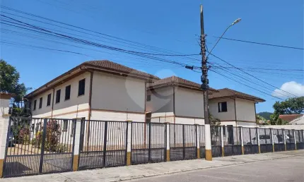 Casa em condomínio fechado com 2 quartos à venda na Doutor Aguinaldo Capp Júnior, Centro, Bertioga