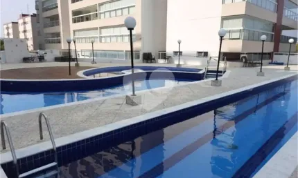 Apartamento com 2 quartos à venda ou para locação em Centro - SP