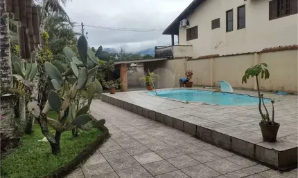 Casa com 3 quartos à venda na Miguel Seiad Bichir, Maitinga, Bertioga